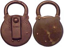 “SARGENT EIGHT LEVER” – Steel – Rounded Shackle – Dust Guard