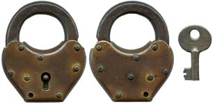 “S. ANDREWS – Case Design 1”. 2 7/8″ high x 2 1/2″ wide (Actual: 2.880″ high x 2