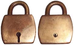 “E.T. FRAIM PAT. PD”. 2 13/16″ high x 2″ wide x 1/2″ deep. Brass body. Brass sha