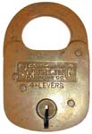 “STERLING LOGAN-GREGG HARDWARE CO 4-LEVERS” – Flat Brass Shackle