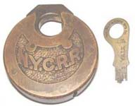 “N.Y.C.R.R.” – 2 Pins – Yale.