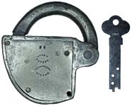 “KAYE’S PATENT 93 High Holborn London” – Brass Shackle