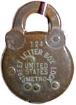 “STREET LETTER BOX LOCK UNITED STATES” – “METRO” – “124”