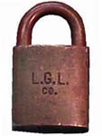 “L.G.L. CO.”. Brass body. Brass shackle.