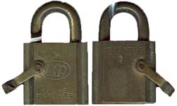 “U.S.N. ILCO…” – “ELECTRIC”. Body Type: Solid. Body Material: Brass. Body Size