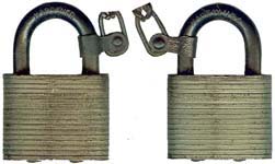 “U.S.N. MAGAZINE YALE”. Body Type: Laminated. Body Material: Steel. Body Size: 1