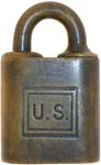 “U.S.”. In box. 1 1/8″ wide. Brass body. Brass shackle. Keyway: Paracentric. “CO