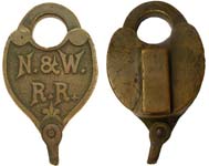“N.&W. R.R.”. Brass body. Brass shackle.