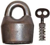 ★. 3 1/2″ high x 2 1/2″ wide. Iron body. Iron shackle. Post key.