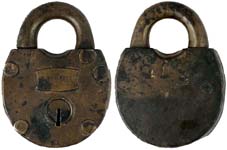 “525” – Plaque – “W