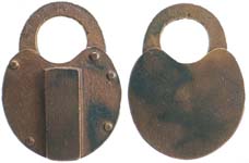 “76” – Large Shackle – Exposed Case Posts