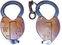 “877” – “WB” – Bull Ring Shackle